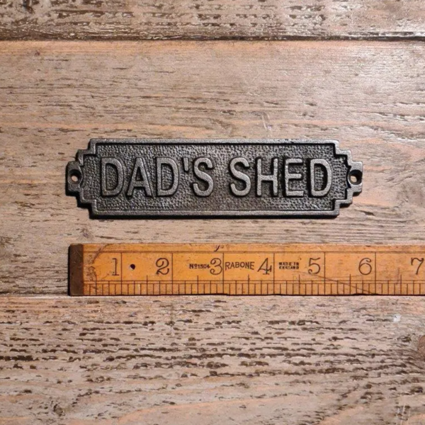 Adfix - Dad's Shed Plaque