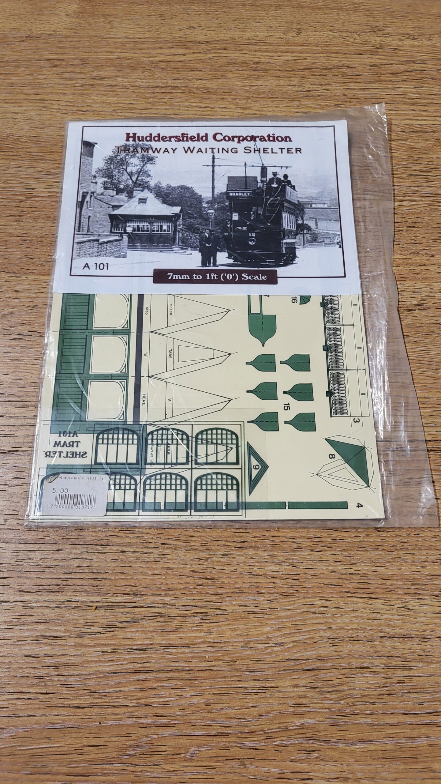 A101 Tramway Waiting Shelter